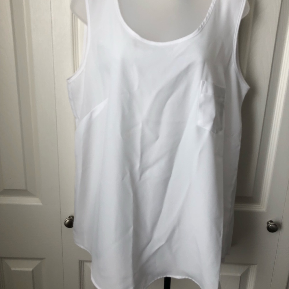 Basic white sleeveless blouse
